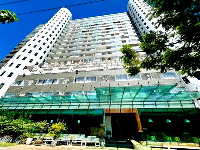Condos for sale : Condo for sale at Laemthong Sriracha  prime location, convenient access, special price.