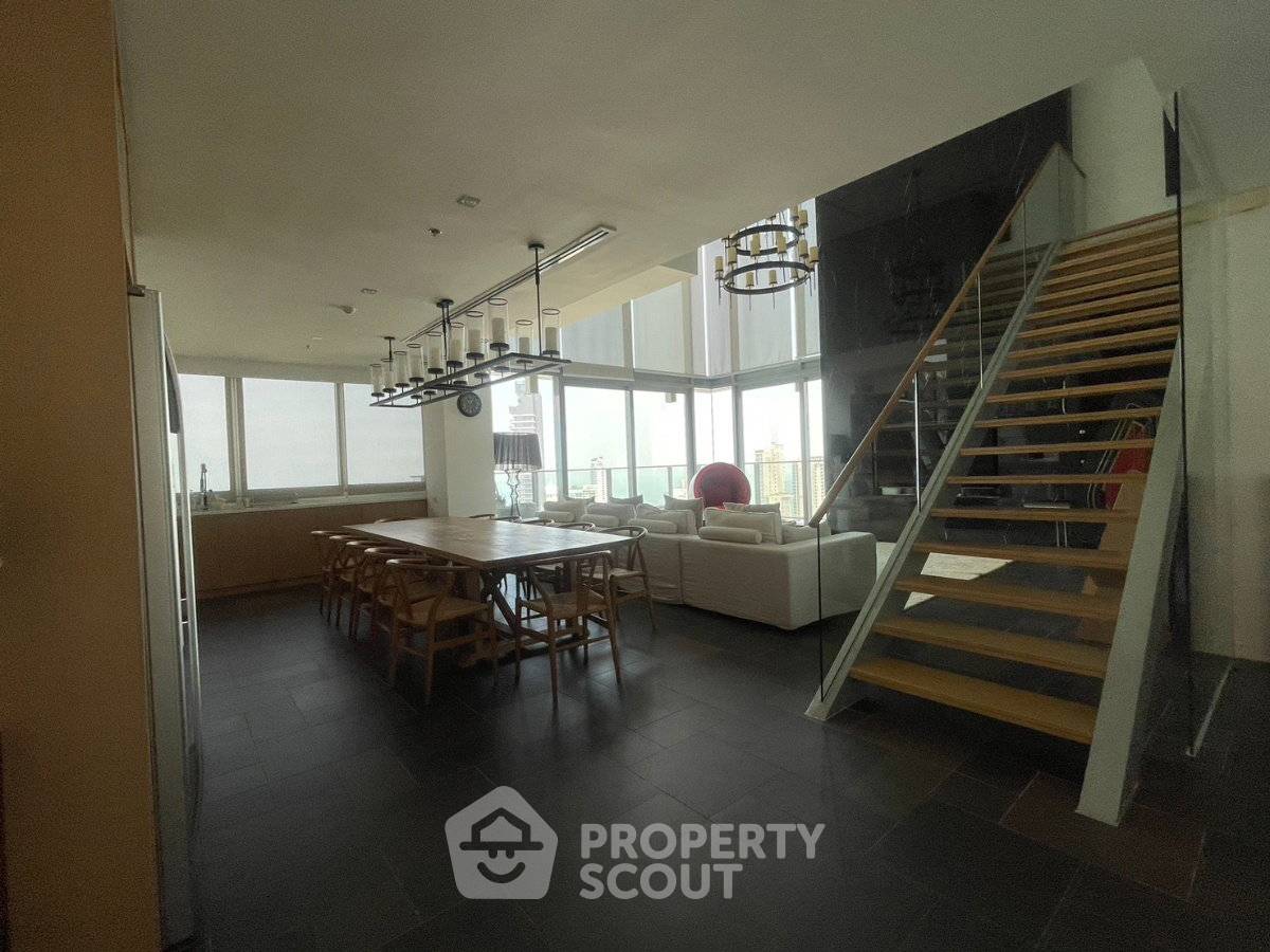 picture 40th-Floor 4-BR 219 Sqm Condo At Southpoint Pattaya (ID 3328166) - 31/36