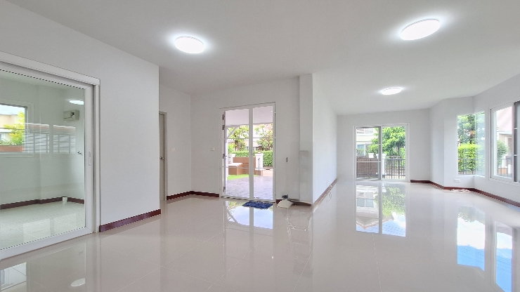 รูป ขายบ้านโครงการวรารมย์เจริญเมือง (เชียงใหม่-สันกำแพง) เนื้อที่ 81 ตร.ว 3 นอน 1 ห้องทำงาน 5 น้ำ 2 จอด ราคา 4.99 ล้านบาท (ฟรีค่าใช้จ่าย) - รูปที่ 8/38
