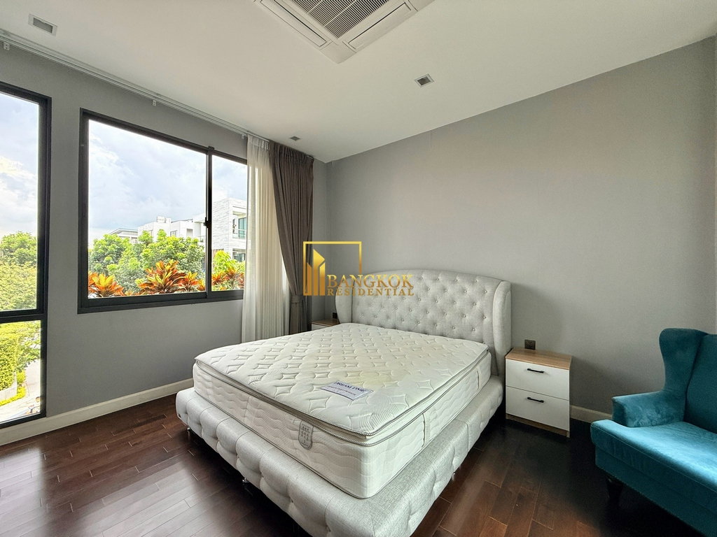รูป The Gentry Pattanakarn - Beautiful 4 Bedroom House For Rent - BR28004SH - รูปที่ 12/58