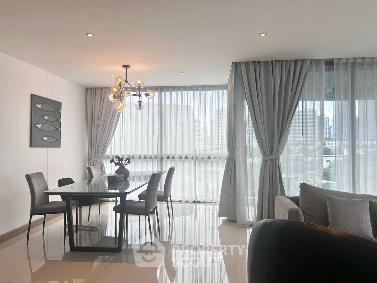 picture 2-BR 106 Sqm Condo At Down Town 49 Near BTS Phrom Phong (ID 3319672) - 3/7