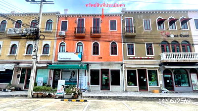 Shophouses for sale Thanon Thep Rak : SHOP HOUSE 19.8 Sq.w. Bang Khen Bangkok for 6M