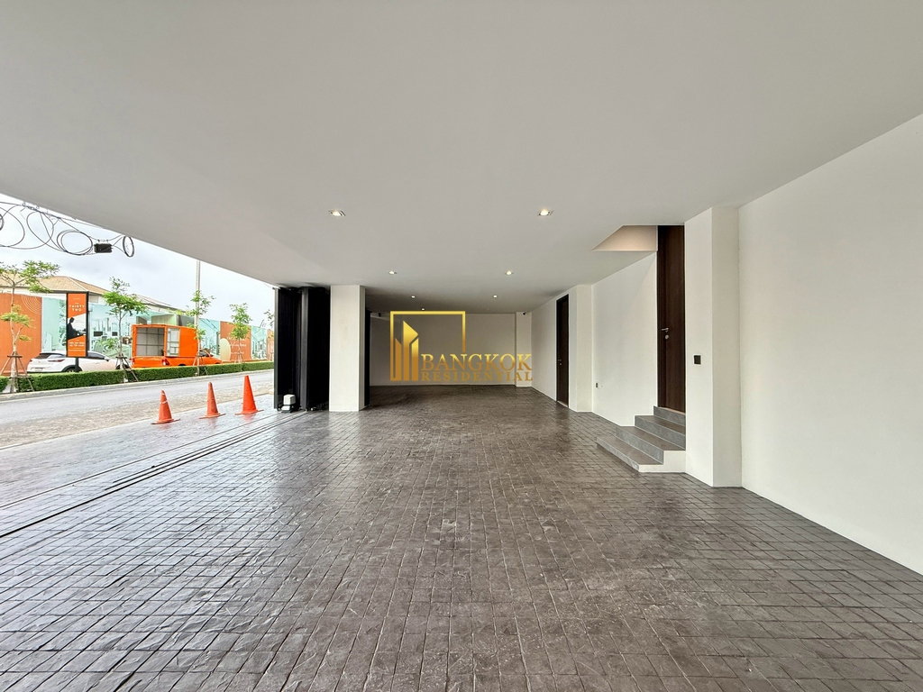 picture 32 Residence | Luxurious 5 Bedroom Pool Villa in Pattanakarn - BR28367SH - 41/43