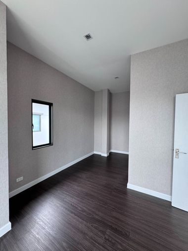 4-bed house for sale, 235 sqm, 54.2 sq wah, Bangkok boulevard Ramkhamhaeng - Wongwaen