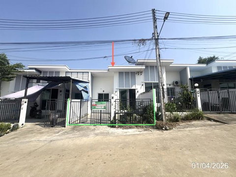 TOWN HOUSE 23.2 Sq.w. Pluak Daeng Rayong for 1.1M