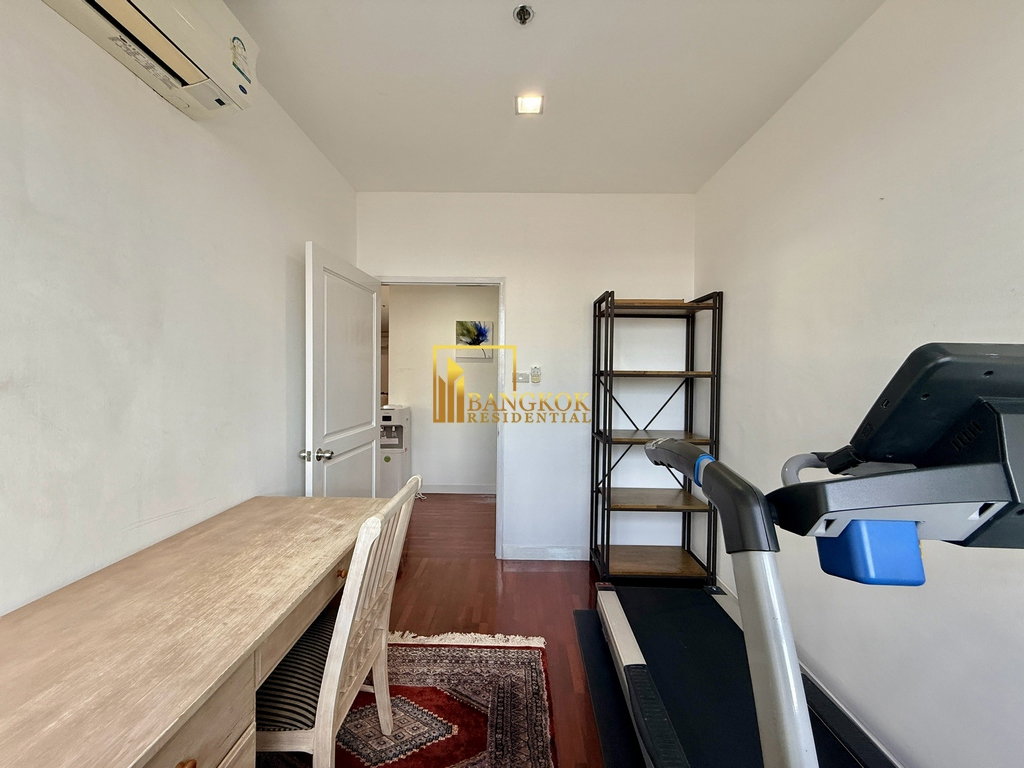 รูป Suwansawat Condo | Large 4 Bedroom Property in Sathorn Area - BR62093CD - รูปที่ 13/44