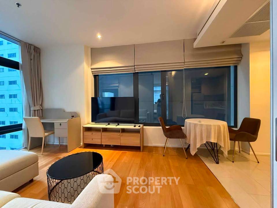 picture 1-BR Circle Living Prototype New Petchburi Near MRT Phetchaburi (ID 3326784) - 4/11