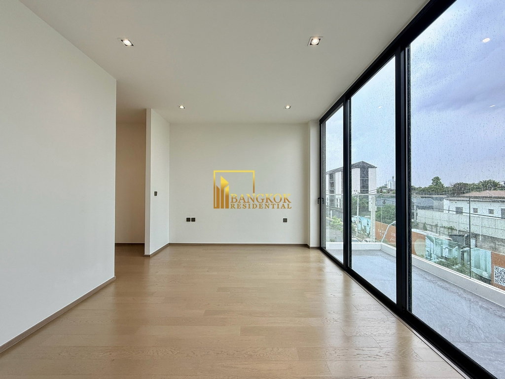 picture 32 Residence | Luxurious 5 Bedroom Pool Villa in Pattanakarn - BR28367SH - 30/43
