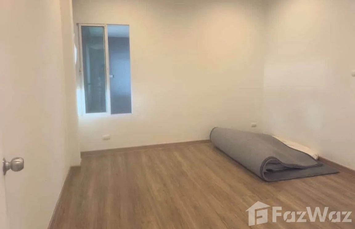 picture Stunning 5-Bedroom Family Home 6798333 - 9/16