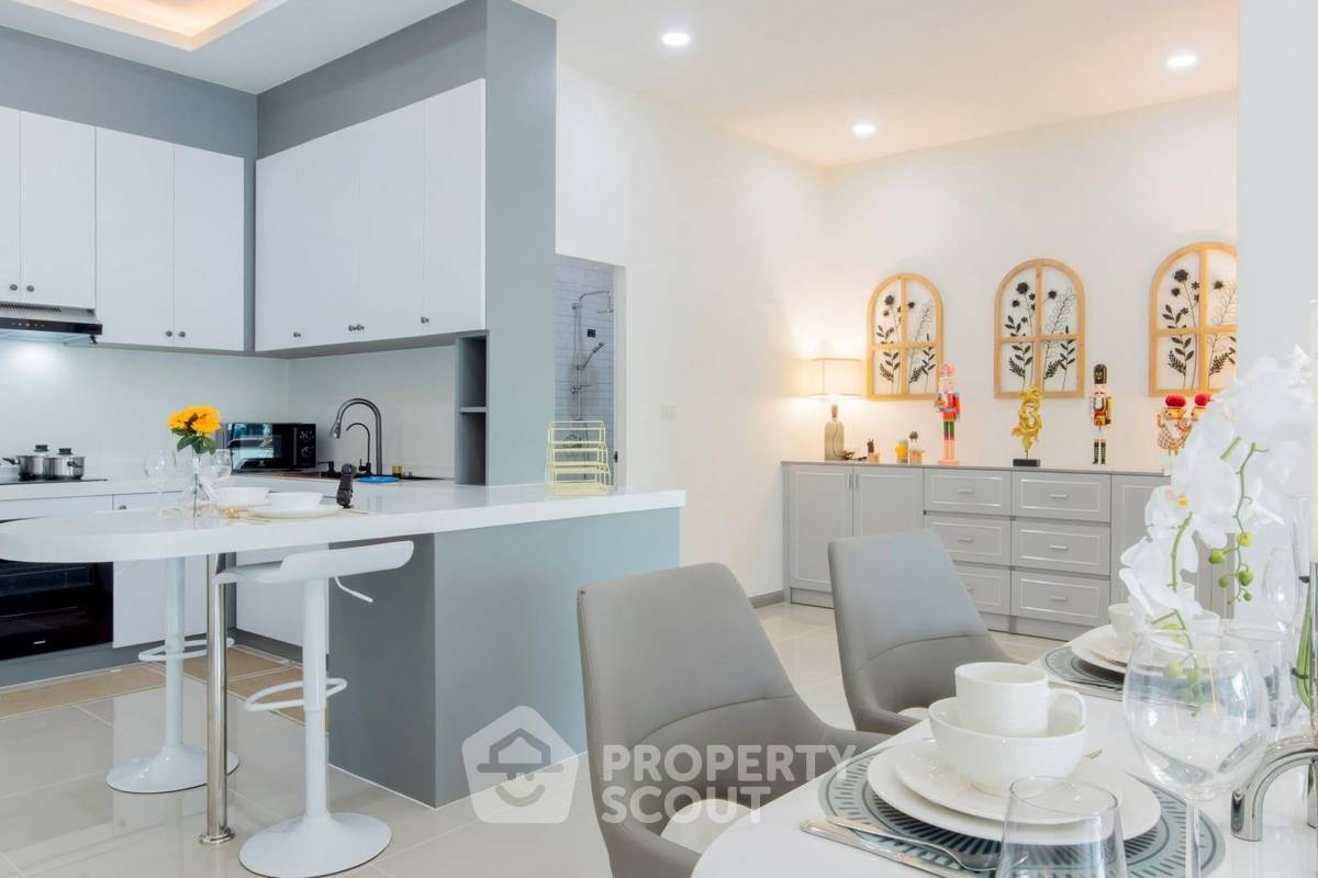 รูป บ้าน 3-ห้องนอน ที่ อารียาวิลล่า ใกล้ เมืองพัทยา (ID 3327151) - รูปที่ 11/28