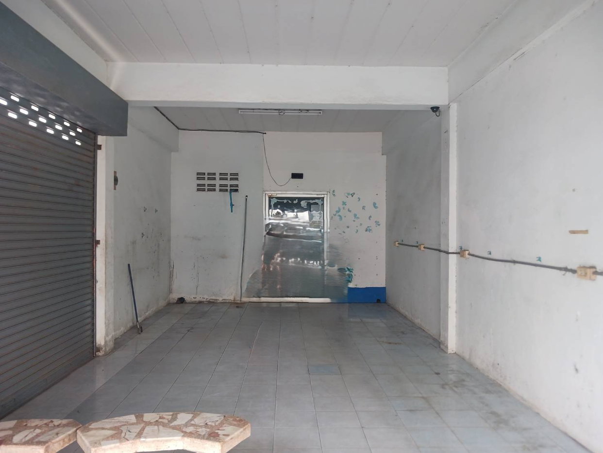 picture SHOP HOUSE 16.6 Sq.w. Si Racha Chonburi for 1.5M - 1/10