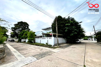 บ้านเดี่ยว กรุงเทพมหานคร : ขายบ้านเดี่ยว 2 ชั้น หมู่บ้านผาสุก พัฒนาการ 63 ขนาด 132 ตร.ว. ใกล้ MRT สถานีหัวหมาก