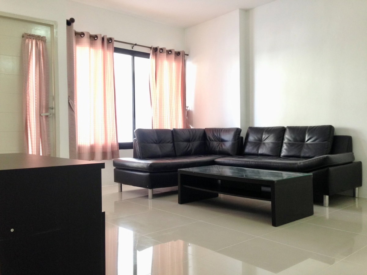 รูป ขายด่วน ทาวน์โฮม ใกล้นิคมอัญญธานี ( Gemopolis ) - รูปที่ 2/16