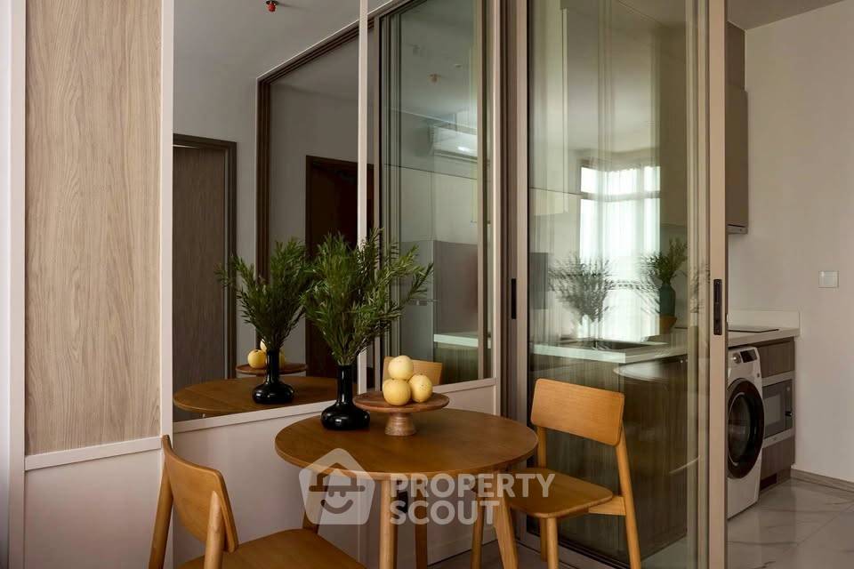 รูป คอนโด 1 ห้องนอน Rhythm Ekkamai Estate ให้เช่า ใกล้ BTS ทองหล่อ (ID 3326833) - รูปที่ 2/4