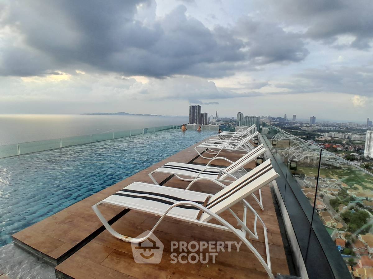 picture 32nd-Floor 2-BR Condo At Wyndham Jomtien Pattaya (ID 3328373) - 18/24