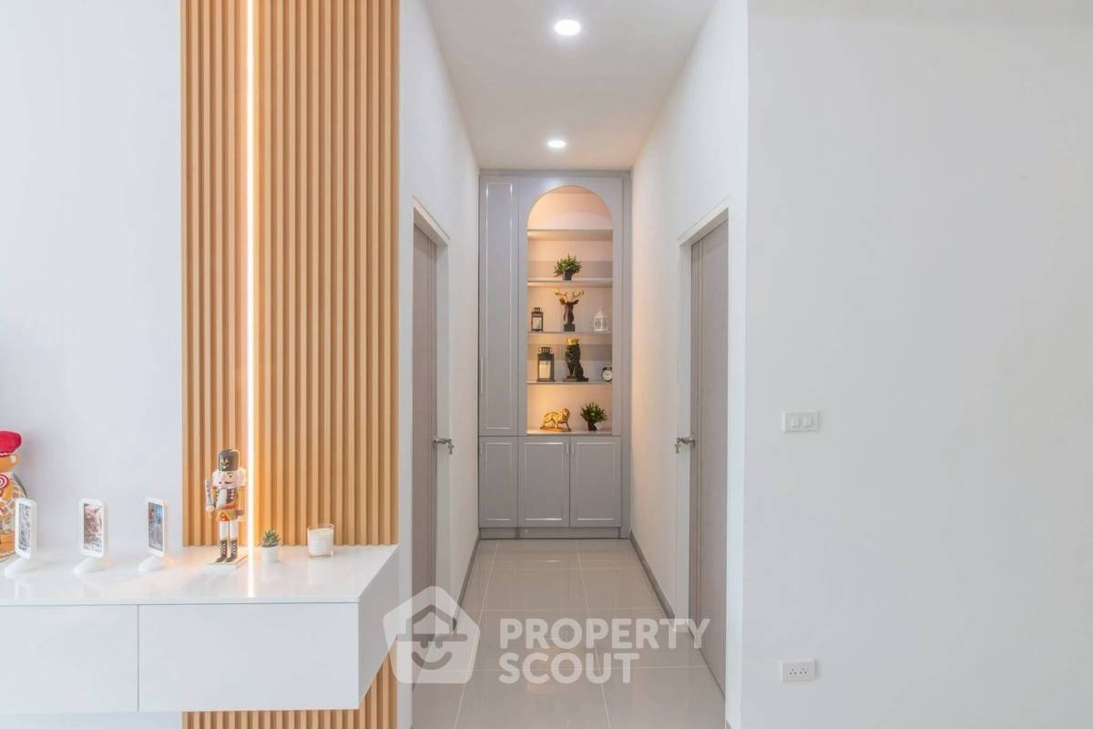 รูป บ้าน 3-ห้องนอน ที่ อารียาวิลล่า ใกล้ เมืองพัทยา (ID 3327151) - รูปที่ 17/28