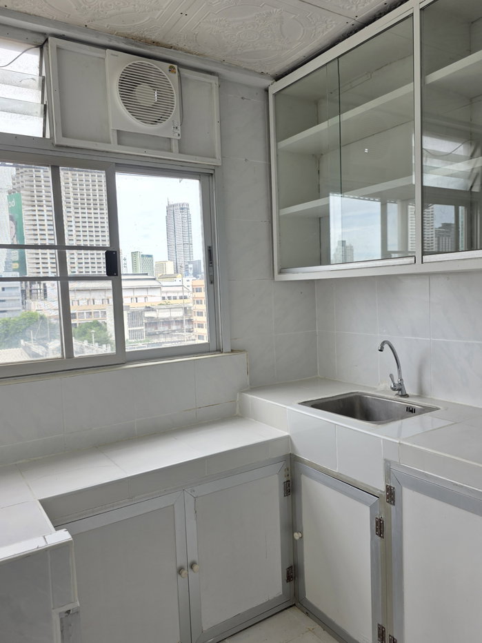 รูป 1 Bedroom จริง! 40 ตร.ม. ครัวแยก | เจริญกรุง 63 | ใกล้ BTS | เพียง 10,000 บาท 🔥เหลือห้องสุดท้าย! - รูปที่ 4/12