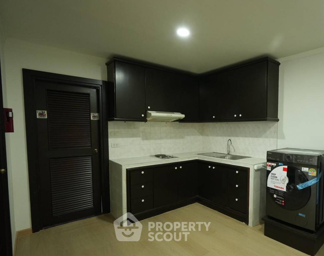 รูป คอนโด 1-ห้องนอน ที่ ศุภาลัย เพลส สุขุมวิท 39 ใกล้ BTS พร้อมพงษ์ (ID 3151616) - รูปที่ 3/4