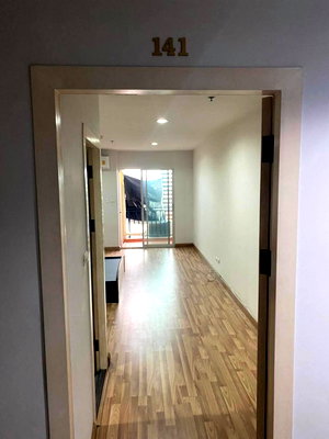 ขายคอนโด : ขายถูก!! คอนโด The Regent Home 10 -30 ตร.ม.,ชั้น 7, ใกล้ BTS สีเขียว,สีชมพู สถานีวัดพระศรีฯ เพียง 200 เมตร