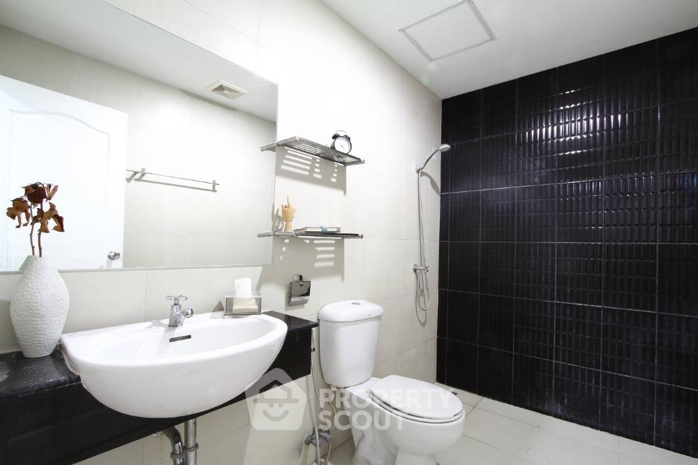รูป คอนโด 2 ห้องนอน The Paint Palette Condominium งามวงศ์วาน (ID 436153) - รูปที่ 5/6