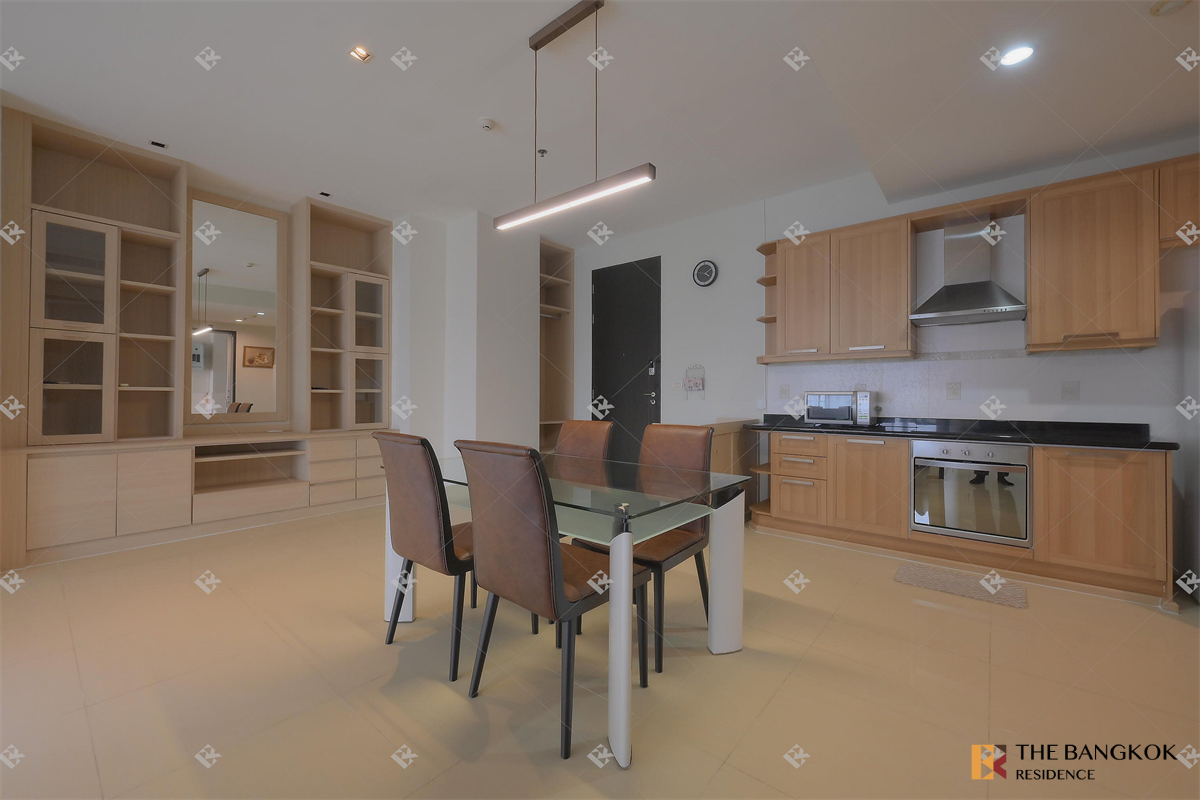 picture Comfortable and Ready to Move-in The Madison Condominium Sukhumvit 41 near BTS Phrom Phong - 3/10