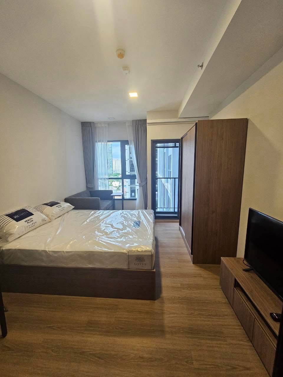 MN0006 Chapter One Spark Charan Full Furnitured