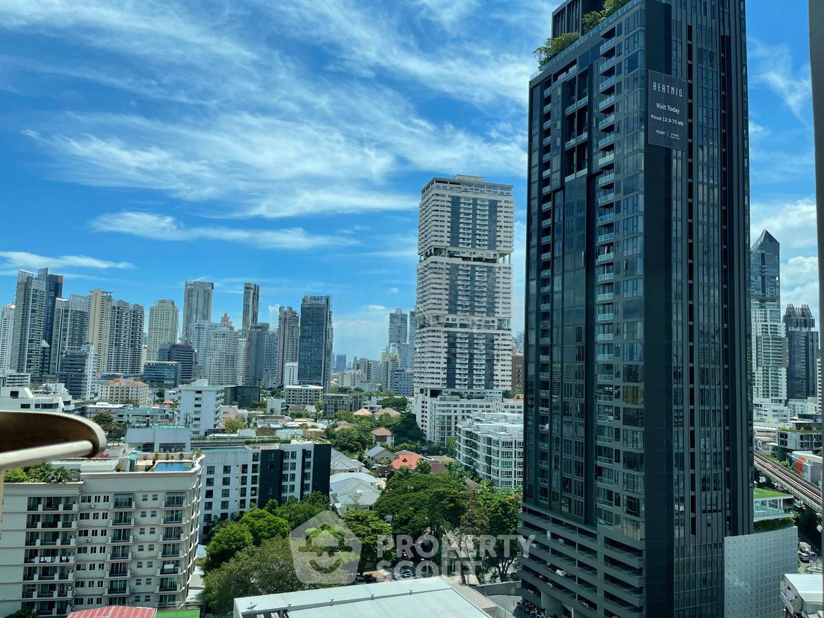 picture 200m From BTS Thong Lor | 1-BR The Crest Sukhumvit 34 (ID 3327417) - 8/8