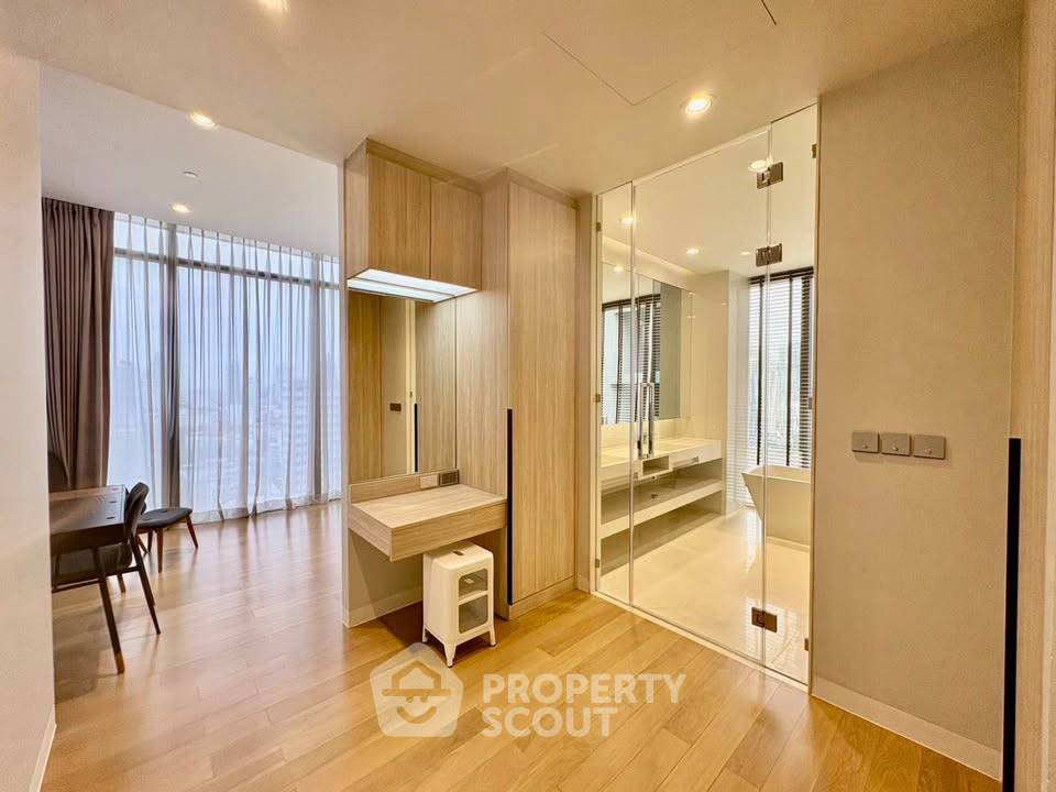 picture 16th-Floor 2-BR Vittorio Sukhumvit 39, 100m To BTS Phrom Phong (ID 3326593) - 11/23