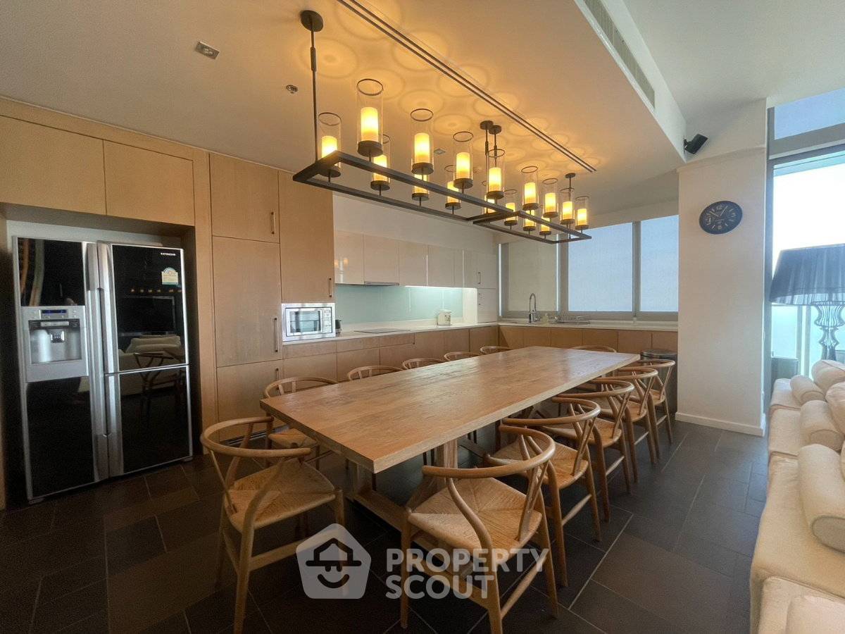 picture 40th-Floor 4-BR 219 Sqm Condo At Southpoint Pattaya (ID 3328166) - 4/36