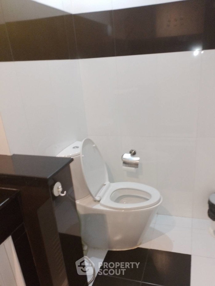 รูป คอนโดหนึ่งห้องนอน Avenue Residence Condominiums พัทยาใต้ (ID 3328928) - รูปที่ 8/8
