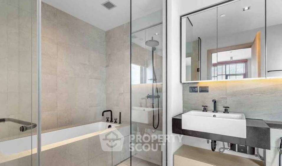 picture High-Floor 2-BR At The Lofts Asoke Near MRT Phetchaburi (ID 3030887) - 5/9