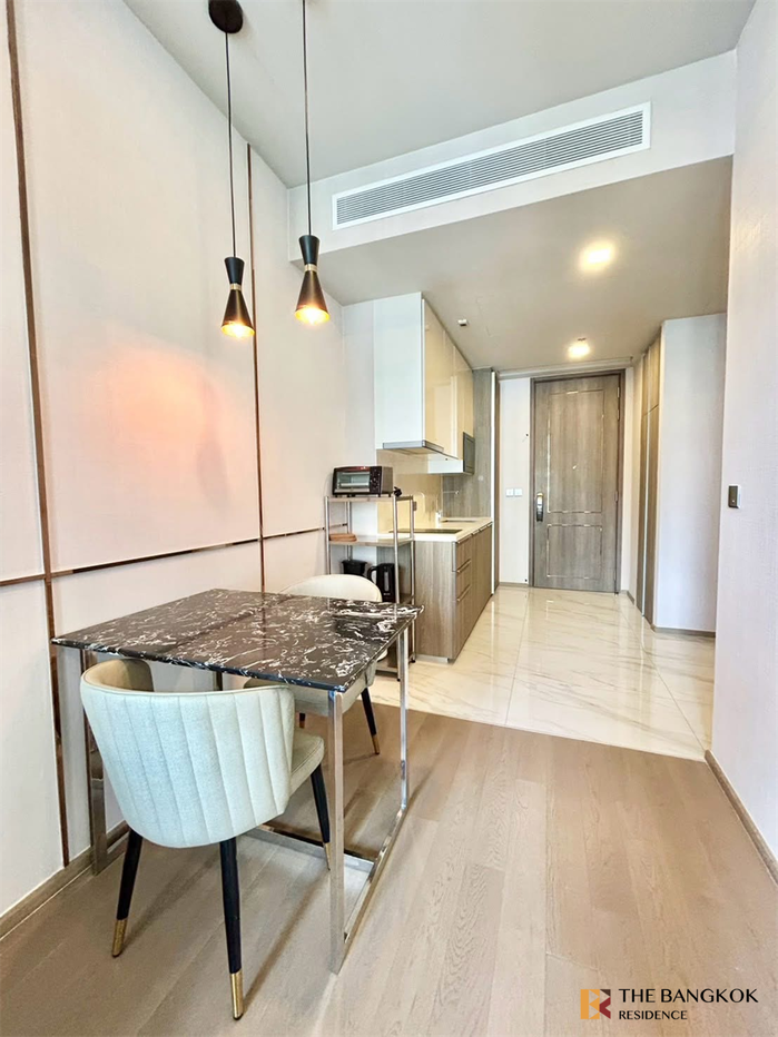 picture Celes Asoke Convenient Travel, Great Value per Square Meter near MRT Sukhumvit Station - 5/9