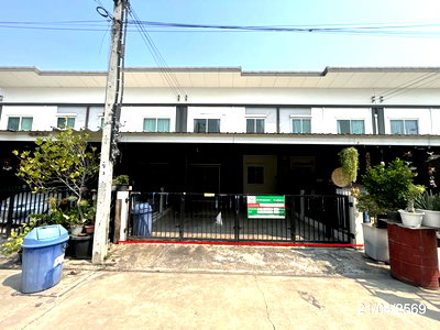 Townhouses for sale Samut Prakarn : TOWN HOUSE 21.4 Sq.w. Phra Samut Jadee Samut Prakarn for 1.5M