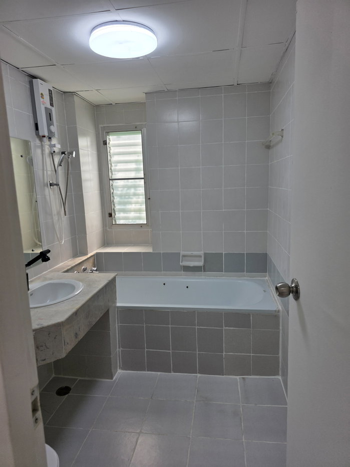 รูป 🏡 คอนโด 2 ห้องนอน 61 ตร.ม. ให้เช่า เพียง 15,000 บาท | 🌿 ห้องใหญ่หายาก! เงียบสงบ เหมาะสำหรับครอบครัว | อ่อนนุช 46 - รูปที่ 12/15
