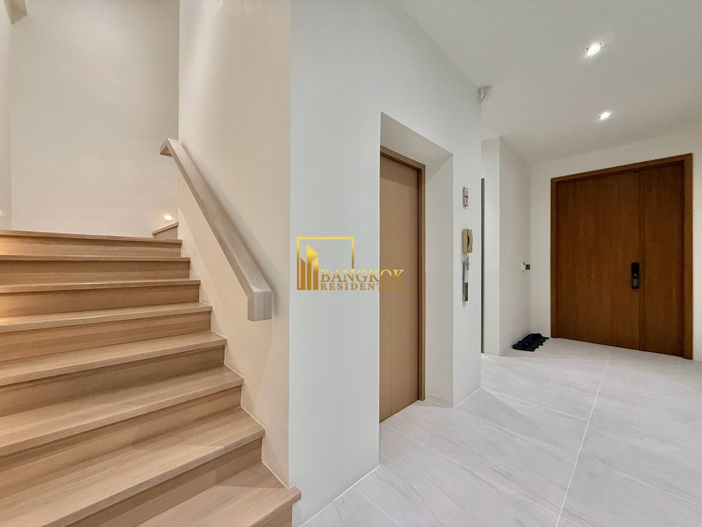 picture 32 Residence | Luxurious 5 Bedroom Pool Villa in Pattanakarn - BR28367SH - 11/43