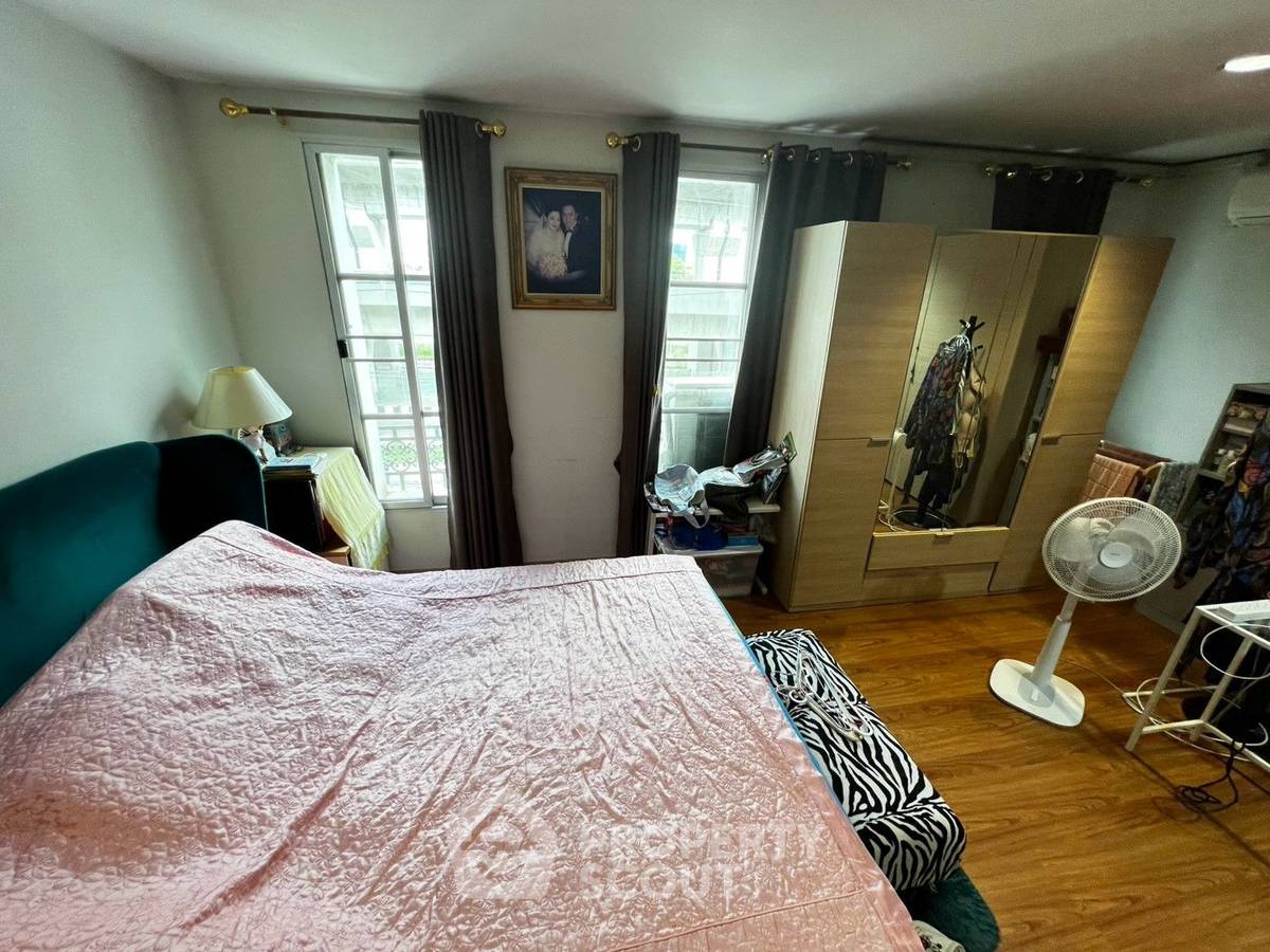 picture 5-BR Townhouse in Lat Yao (ID 3326877) - 26/36