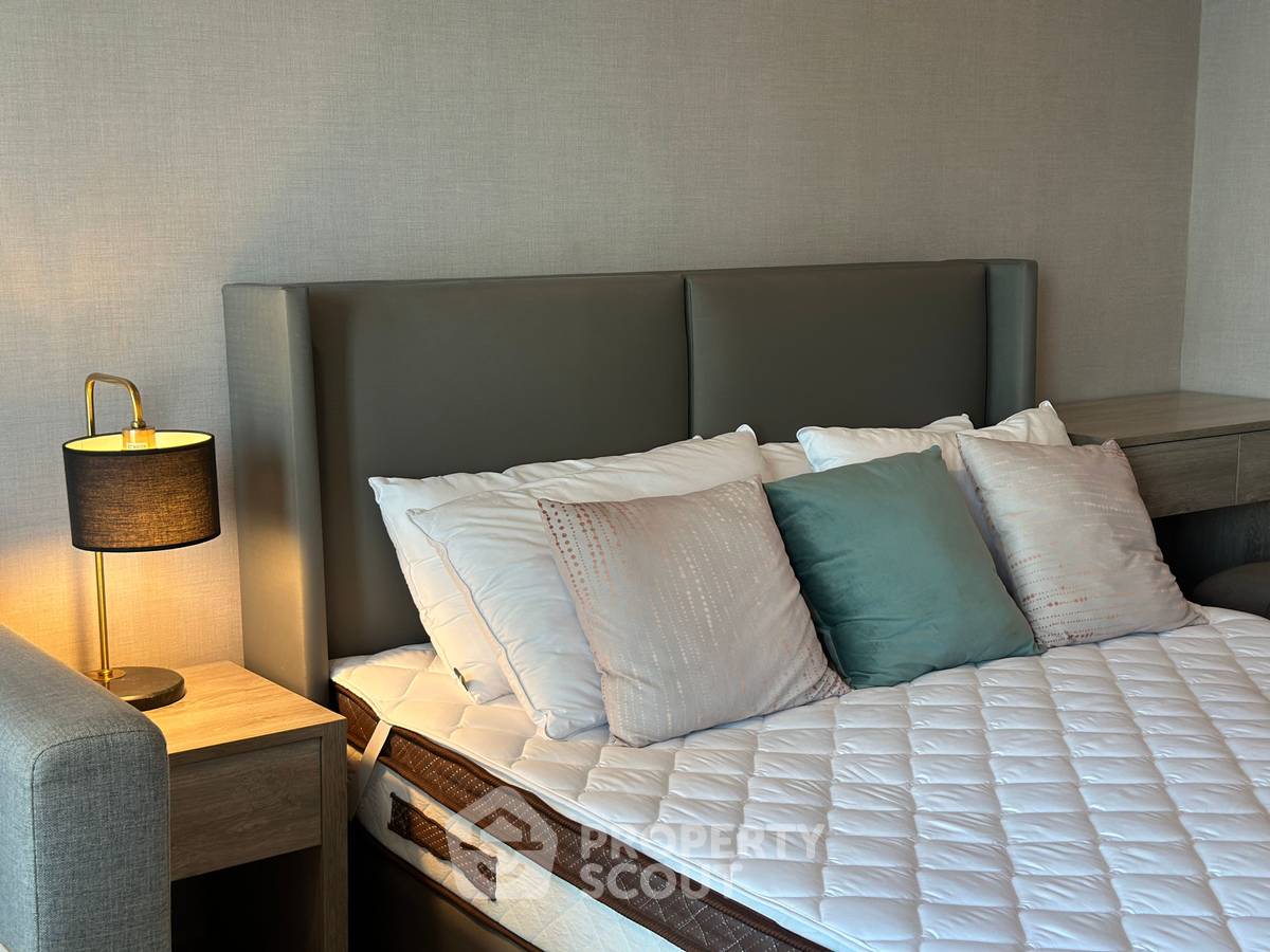 picture 1-BR Condo at Life One Wireless near BTS Phloen Chit (ID 3177800) - 3/14