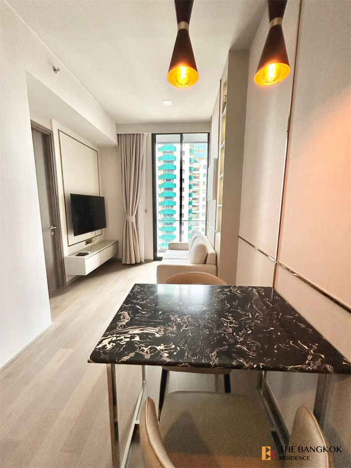 picture Celes Asoke Convenient Travel, Great Value per Square Meter near MRT Sukhumvit Station - 4/9