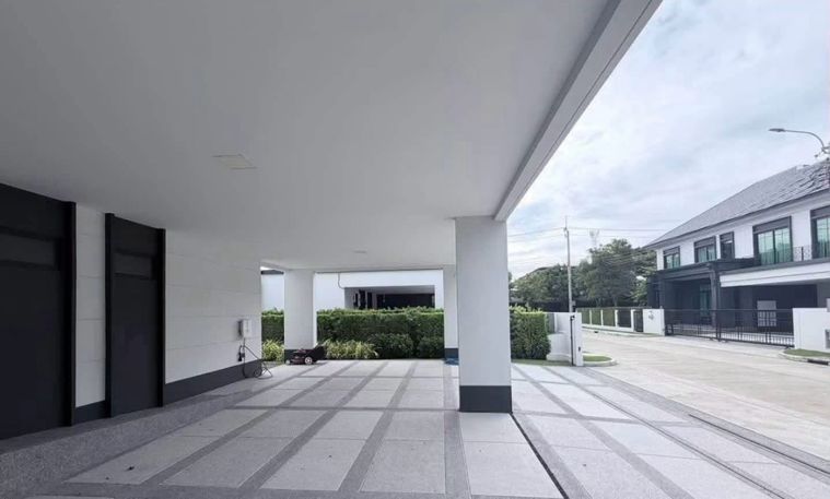 5-bed house for sale, 428 sqm, 168 sq wah, Setthasiri Ratchapruek - Sai 1