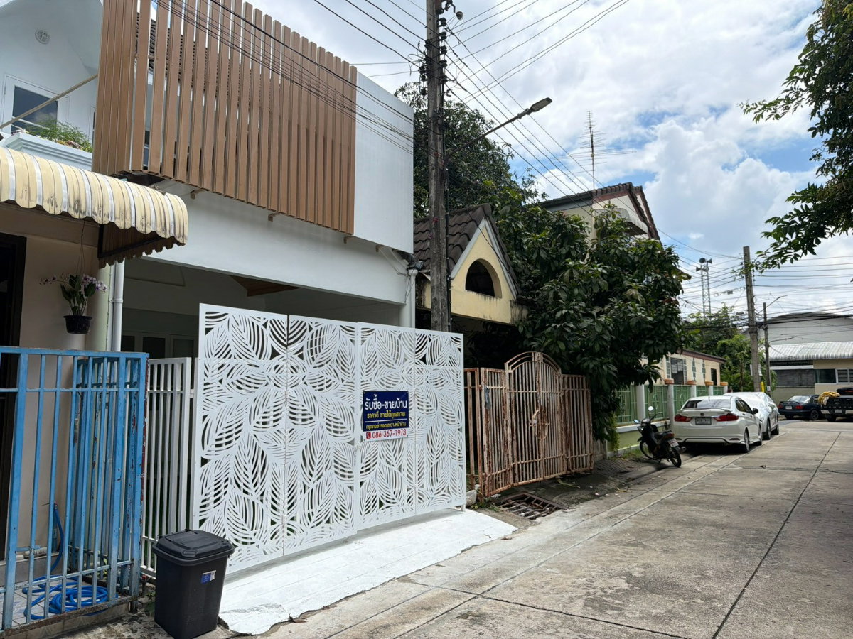 รูป 💢กำลังหาบ้านดอนเมือง ผ่อน 9,xxx อยู่ไหม? 🌵🌈 หลังนี้รีโนเวทพร้อมเข้าอยู่ 🌵ใกล้ตลาดโกสุม 🌈 ราคา 2.29 ล้านค่ะ - รูปที่ 25/25