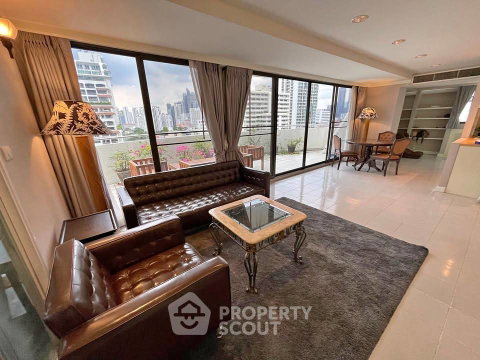 2-BR Condo at Supalai Place Sukhumvit 39 near BTS Phrom Phong (ID 3333514)