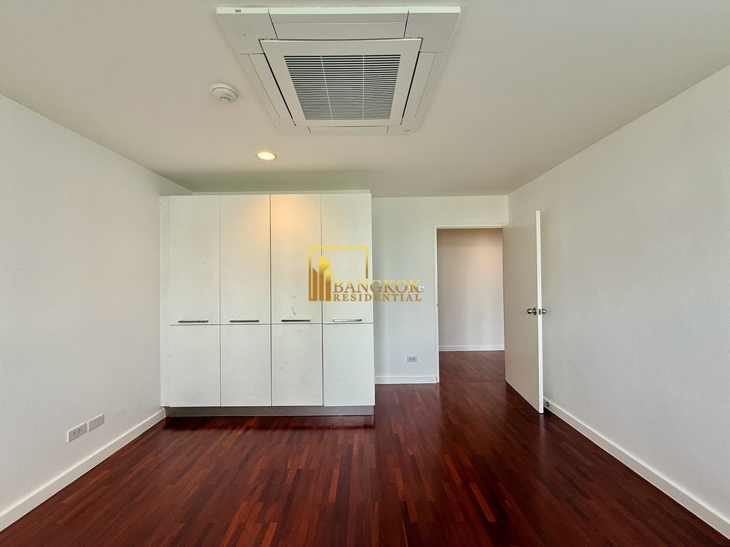 picture La Cascade | Very Spacious 4 Bed Condo For Rent in Ekkamai - BR16379CD - 21/39