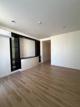 AA72996 | 3Bed | 3Bath | MRT Khlong Toei | 220sqm | THB 80,000/mo | Fl.8 — The Riverhouse Condo Bangkok