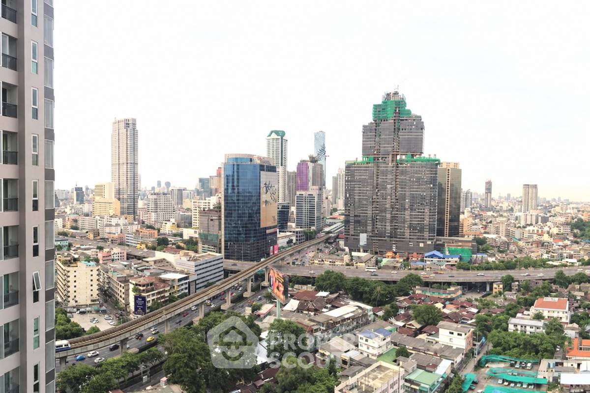 รูป คอนโด 1-ห้องนอน ที่ ริธึ่ม สาทร ใกล้ BTS สะพานตากสิน (ID 3331434) - รูปที่ 4/10