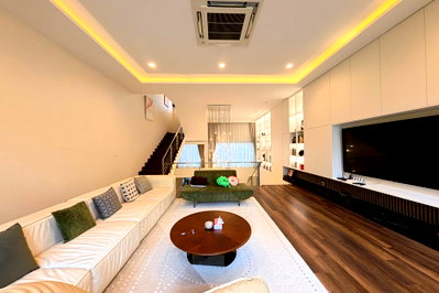 ทาวน์โฮม วิทยาลัยเซาธ์อีสท์บางกอก : ขายทาวเฮ้าส์ ด่วน !!The Park Lane Sukhumvit 105 - Lasalle 24, 4 ห้องนอน, 5 ห้องน้ำ, 4 ชั้น, 3 ที่จอดรถ !! Code C20260600011 แต่งครบ, ราคาพิเศษ!!📣📣