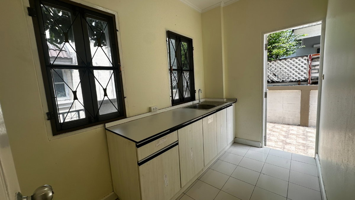 รูป ขายบ้านเดี่ยวชัยพฤกษ์ ทวีวัฒนา (เลียบคลองทวีวัฒนา) 𝟱6.7ตร.วา |180 ตร.ม. แบบ 4 ห้องนอน 3 ห้องน้ำ เพียง 4.65 ล้าน สนใจทักไลน์: minniemah - รูปที่ 14/29