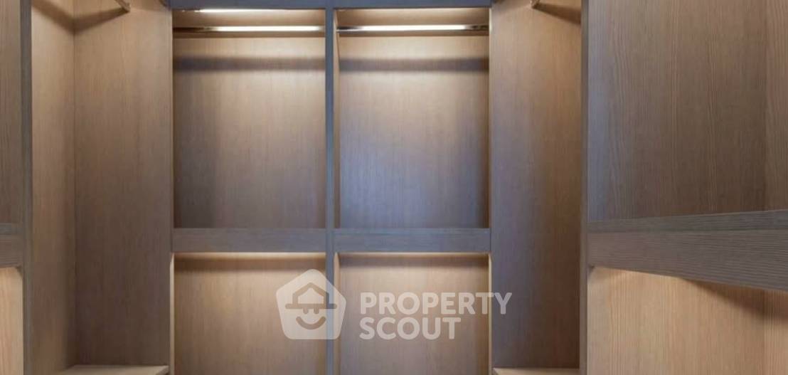 picture 3-BR Condo at 185 Rajadamri near BTS Ratchadamri (ID 3082856) - 7/16