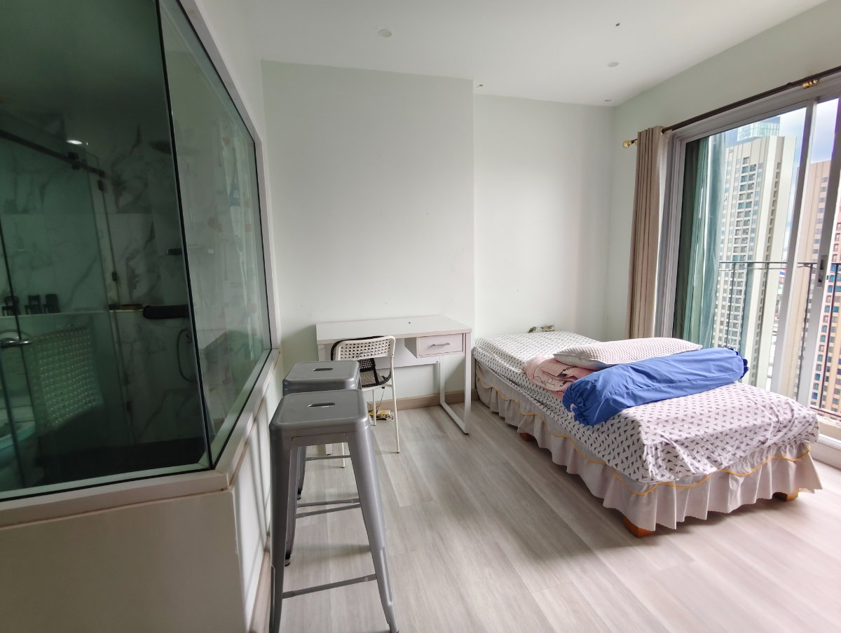 picture 🟢 Available 🟢 For Rent: Chapter One Modern Dutch – 2-bedroom unit with a beautiful river view. 🟢 🟢 Book now! First come, first served! - 10/31