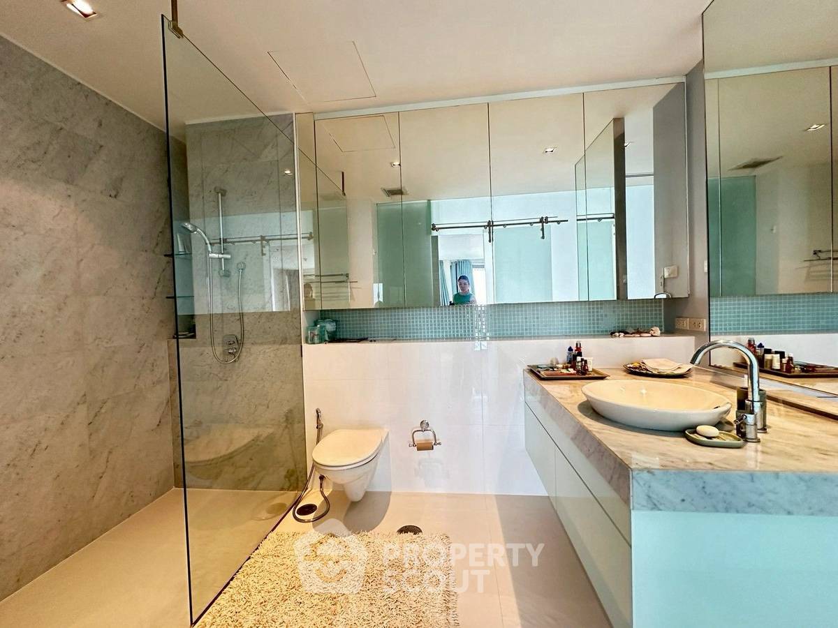 รูป ห้อง 3 ห้องนอน ชั้น 28 ขนาด 236 ตร.ม. The Lakes Bangkok ใกล้ BTS Asoke (ID 2713889) - รูปที่ 14/16