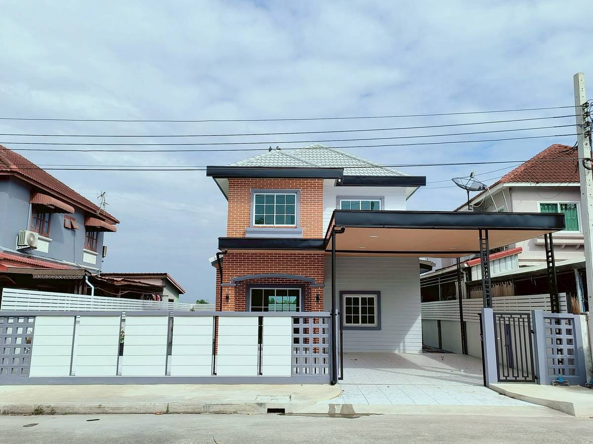 รูป บ้านเดี่ยวหลังใหญ่ กว้างขวาง ทำเลดี ถนนเมน หมู่บ้าน เคซี.กรีนวิลล์ ถนนมิตรไมตรี10/1 แขวงคู้ฝั่งเหนือ เขตหนองจอก รีโนเวทใหม่ พร้อมอยู่ - รูปที่ 2/27